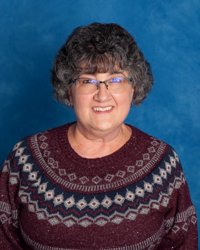 Cathy Flynn : Teacher's Assistant